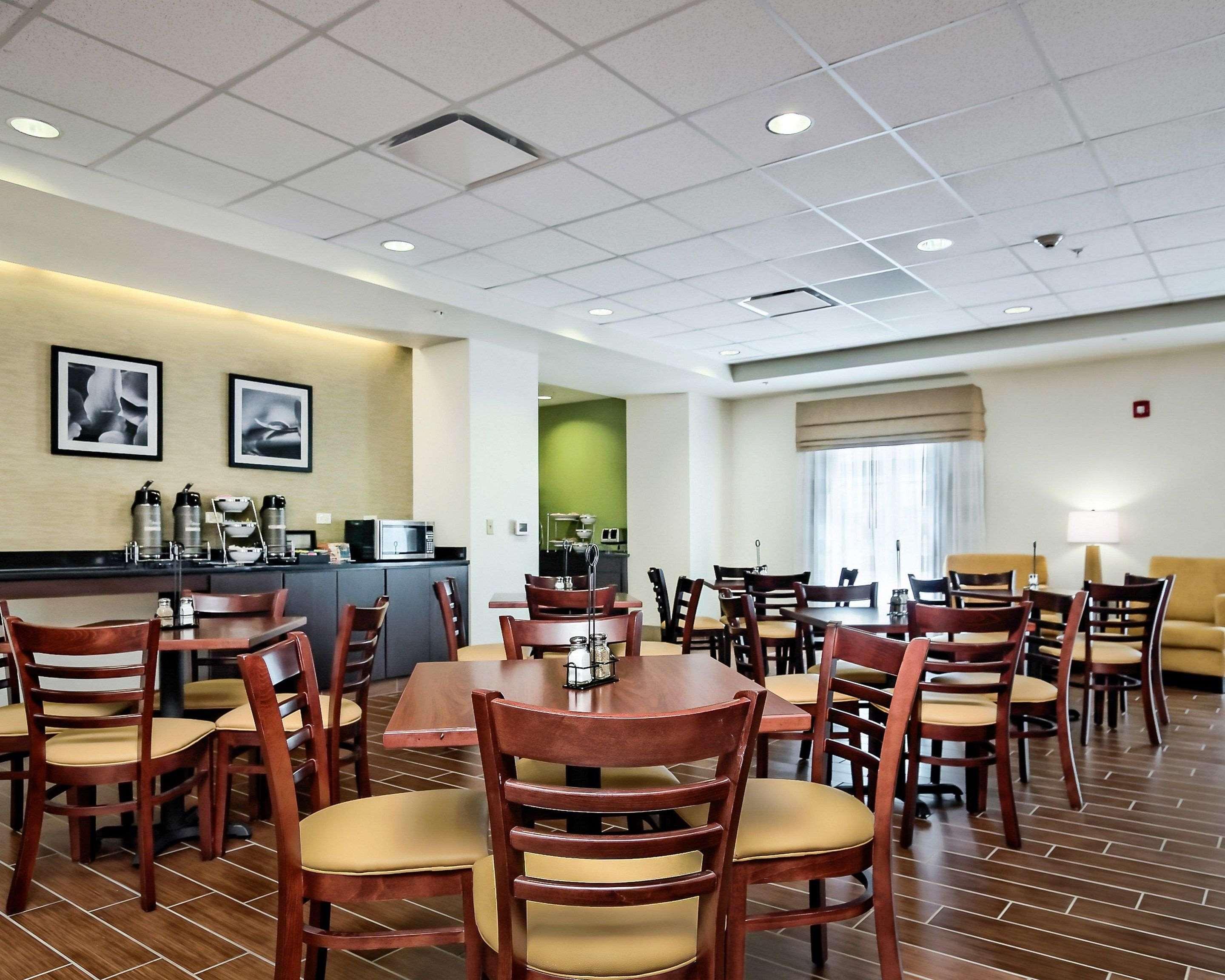 Sleep Inn & Suites - Fort Scott Экстерьер фото