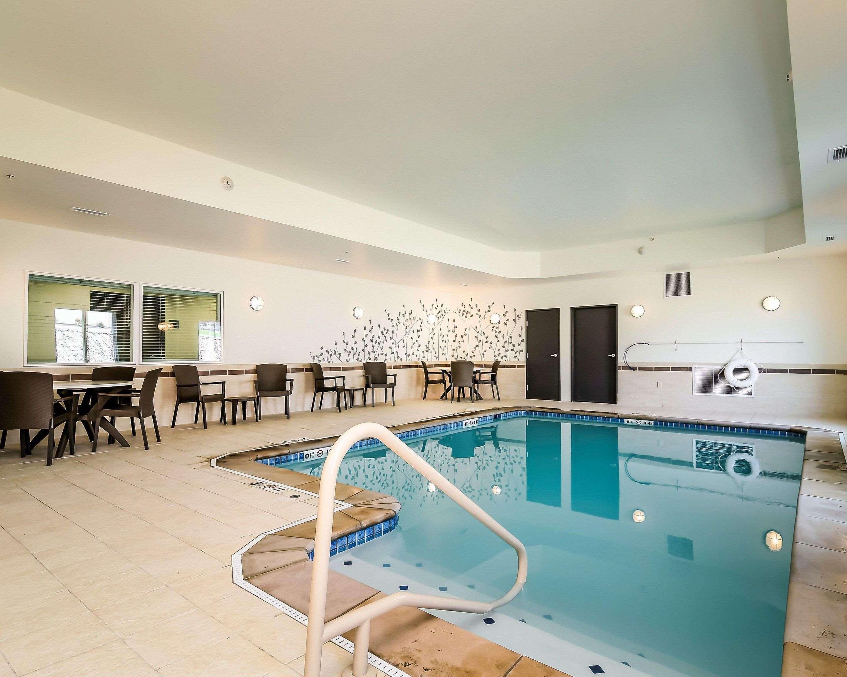 Sleep Inn & Suites - Fort Scott Экстерьер фото