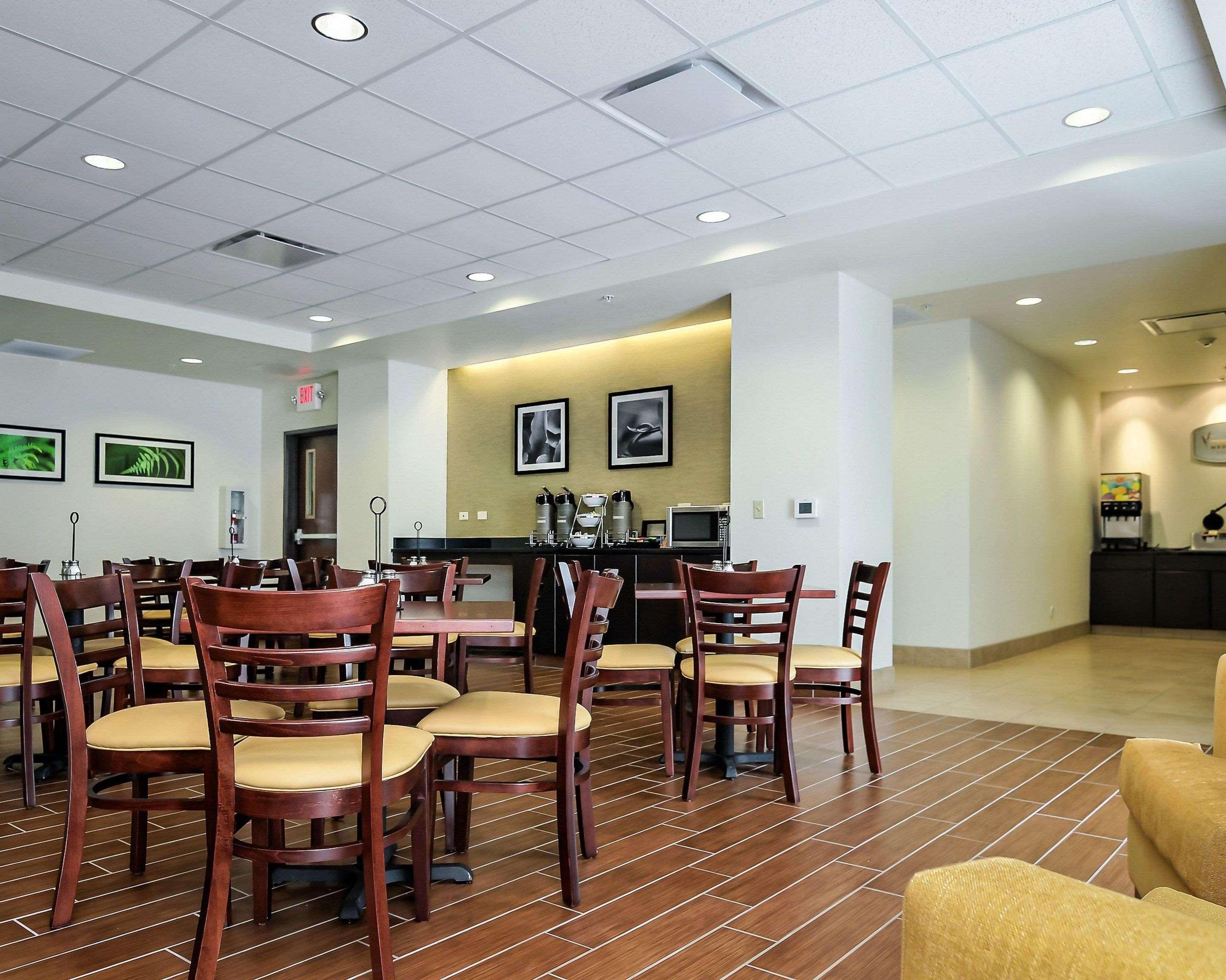 Sleep Inn & Suites - Fort Scott Экстерьер фото