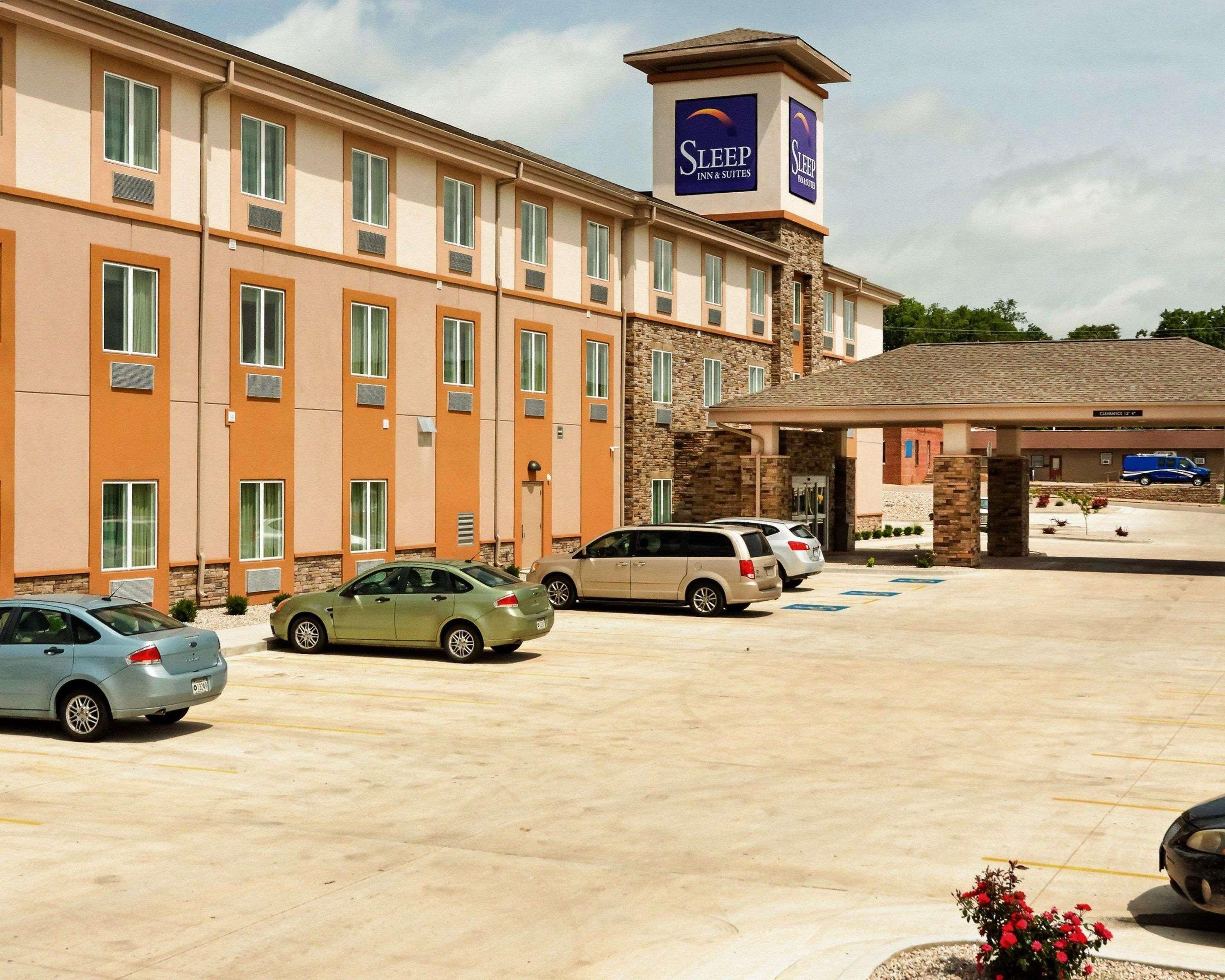 Sleep Inn & Suites - Fort Scott Экстерьер фото